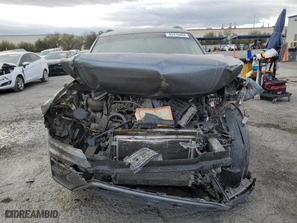 2018 Volkswagen Tiguan S with VIN 3VV1B7AX5JM097909, listed as a Copart auction lot 82410404 with 107,349 mi miles and Salvage Title. Bid and sale history available at carsss.com. Image 5.