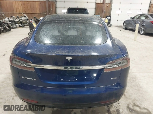 2018 Tesla Model S 75D with VIN 5YJSA1E24JF257817, listed as a IAAI auction lot 41960439 with 61,971 mi miles and . Bid and sale history available at DreamBid. Image 15.