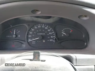 1998 Ford Escort LX с VIN 1FAFP10P5WW237944, выставлен на аукционе IAAI как лот 42239266 с пробегом 238 540 миль миль и . История ставок и продаж доступна на DreamBid. Изображение 7.