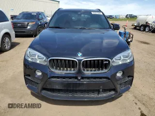 2017 BMW X5 M z VIN 5YMKT6C38H0X20710, wystawiony jako Copart lot #56927285 z przebiegiem 81 524 mil mil oraz Szkody całkowita. Historia ofert i sprzedaży dostępna na DreamBid. Obrazek 5.