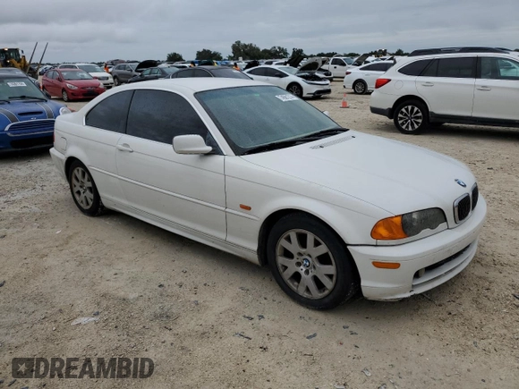 2000 BMW 3 Series 323Ci with VIN WBABM334XYJN84746, listed as a Copart auction lot 74561214 with 176,535 mi miles and Salvage Title. Bid and sale history available at DreamBid. Image 4.