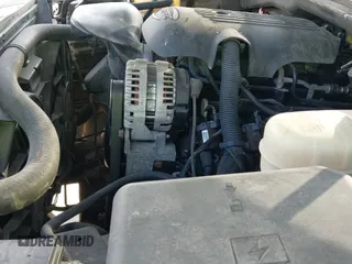 2006 Chevrolet Silverado 1500 LT1 z VIN 1GCEK19B66Z146224, wystawiony jako IAAI lot #43515950 z przebiegiem 221 866 mil mil oraz . Historia ofert i sprzedaży dostępna na DreamBid. Obrazek 12.