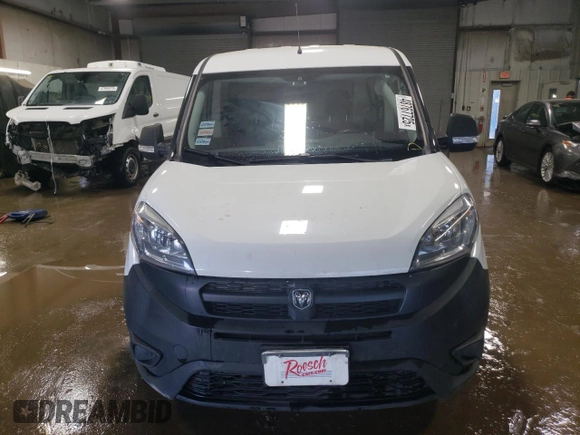 2018 Ram ProMaster City Cargo Tradesman z VIN ZFBERFAB9J6L65907, wystawiony jako Copart lot #48767725 z przebiegiem 91 909 mil mil oraz Szkoda całkowita • Salvage title. Historia ofert i sprzedaży dostępna na DreamBid. Obrazek 5.