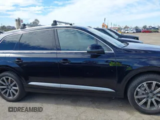 2017 Audi Q7 Prestige z VIN WA1VAAF70HD050053, wystawiony jako IAAI lot #41614112 z przebiegiem 73 892 mil mil oraz . Historia ofert i sprzedaży dostępna na DreamBid. Obrazek 13.