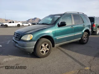 1998 Mercedes-Benz M-Class with VIN 4JGAB54E3WA018153, listed as a Copart auction lot 84253774 with 225,400 mi miles and Clean Title. Bid and sale history available at carsss.com. Image 1.