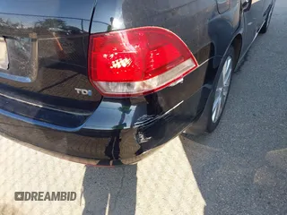2013 Volkswagen Jetta TDI w/Sunroof & Nav with VIN 3VWPL7AJ8DM689372, listed as a IAAI auction lot 42562342 with 245,673 mi miles and . Bid and sale history available at DreamBid. Image 6.