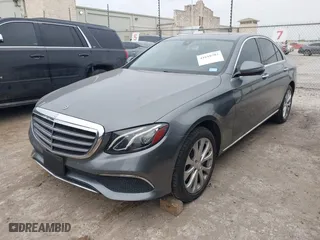 2017 Mercedes-Benz E-Class E 300 Luxury with VIN WDDZF4JB1HA094799, listed as a IAAI auction lot 41618703 with 88,498 mi miles. Bid and sale history available at carsss.com. Image 17.