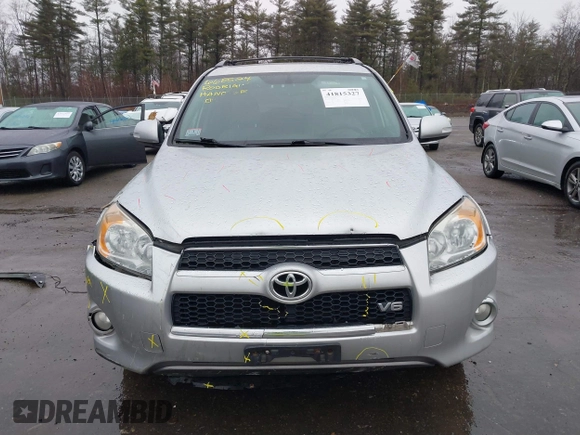 2011 Toyota RAV4 Ltd with VIN 2T3DK4DV7BW054614, listed as a IAAI auction lot 41815327 with 203,775 mi miles. Bid and sale history available at carsss.com. Image 12.