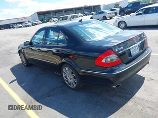 2008 Mercedes-Benz E 350 Luxury with VIN WDBUF87X68B292463, listed as a IAAI auction lot 42203809 with 175,424 mi miles and . Bid and sale history available at carsss.com. Image 3.