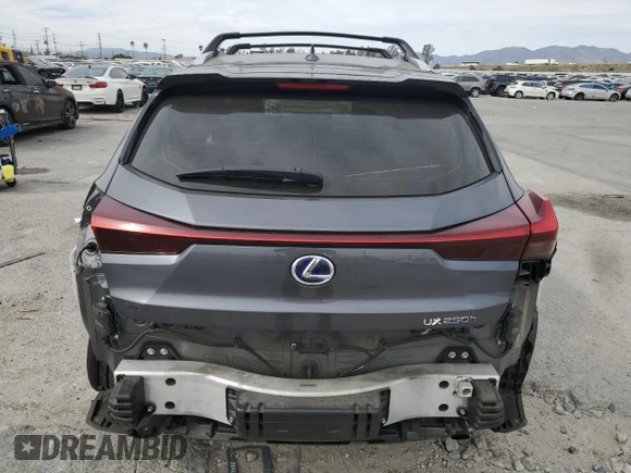 2022 Lexus UX 250h z VIN JTHX9JBH9N2056431, wystawiony jako Copart lot #47216455 z przebiegiem 68 052 mil mil oraz Szkoda całkowita • Salvage title. Historia ofert i sprzedaży dostępna na DreamBid. Obrazek 6.