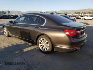 2016 BMW 7 Series 740i with VIN WBA7E2C59GG504533, listed as a Copart auction lot 77122283 with 68,209 mi miles. Bid and sale history available at carsss.com. Image 2.