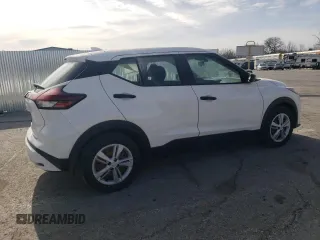 2021 Nissan Kicks S z VIN 3N1CP5BV7ML544957, wystawiony jako Copart lot #49315645 z przebiegiem 27 918 mil mil oraz Szkoda całkowita • Salvage title. Historia ofert i sprzedaży dostępna na DreamBid. Obrazek 3.