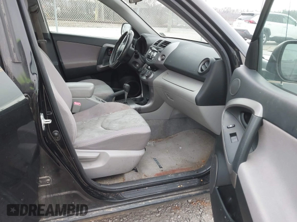 2006 Toyota RAV4 with VIN JTMBD33V766010424, listed as a IAAI auction lot 41749521 with 1 mi miles. Bid and sale history available at carsss.com. Image 5.