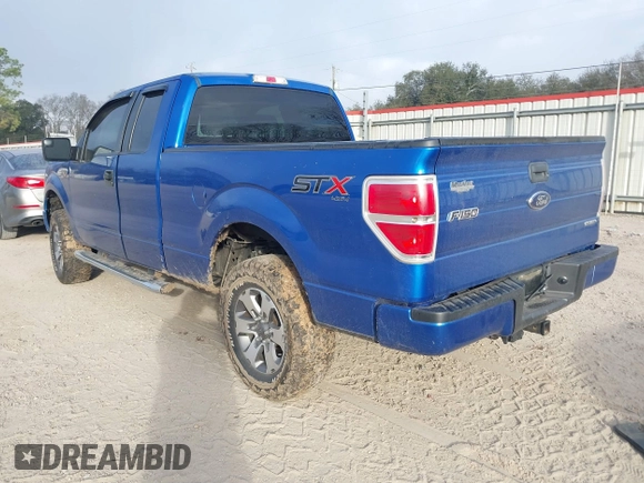 2014 Ford F-150 XL with VIN 1FTFX1EF1EFC85059, listed as a IAAI auction lot 41524443 with 85,882 mi miles. Bid and sale history available at carsss.com. Image 3.