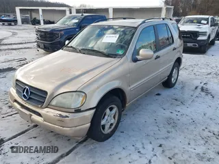 2001 Mercedes-Benz M 320/430/500 with VIN 4JGAB54E91A271230, listed as a IAAI auction lot 41519970 with 229,773 mi miles and . Bid and sale history available at DreamBid. Image 2.