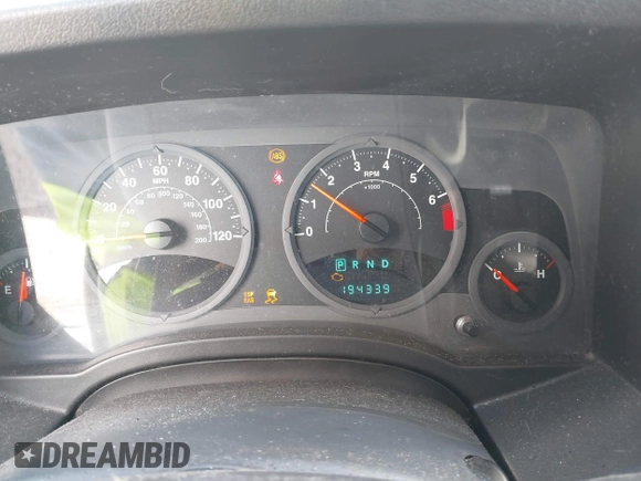 2007 Jeep Compass Sport with VIN 1J8FT47W57D185807, listed as a IAAI auction lot 41700283 with 194,339 mi miles. Bid and sale history available at carsss.com. Image 7.