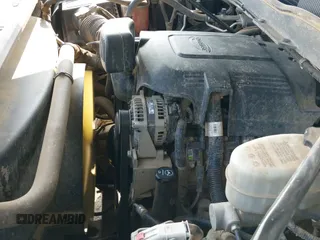 2015 Chevrolet Silverado 2500HD LTZ с VIN 1GC1KWEGXFF195764, выставлен на аукционе IAAI как лот 42810495 с пробегом 150 246 миль миль и . История ставок и продаж доступна на DreamBid. Изображение 18.