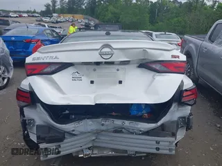 2024 Nissan Sentra SR z VIN 3N1AB8DV8RY256864, wystawiony jako IAAI lot #42127316 z przebiegiem 22 746 mil mil oraz . Historia ofert i sprzedaży dostępna na DreamBid. Obrazek 16.