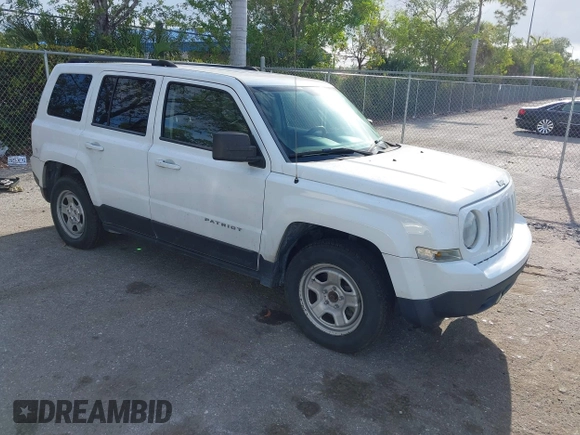 2014 Jeep Patriot Sport with VIN 1C4NJPBBXED671220, listed as a IAAI auction lot 42163245 with 216,848 mi miles. Bid and sale history available at carsss.com. Image 1.