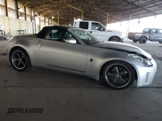 2008 Nissan 350Z Enthusiast with VIN JN1BZ36A88M851177, listed as a Copart auction lot 46493085 with 105,569 mi miles and Salvage Title. Bid and sale history available at DreamBid. Image 4.