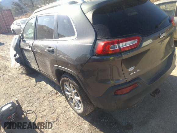 2015 Jeep Cherokee Latitude with VIN 1C4PJMCB5FW784536, listed as a IAAI auction lot 41667686 with 194,422 mi miles and . Bid and sale history available at carsss.com. Image 3.
