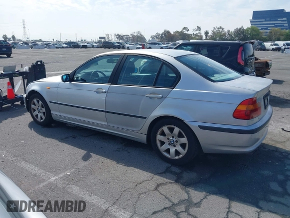2002 BMW 3 Series 325i with VIN WBAET37492NG83135, listed as a IAAI auction lot 42028502 with 184,216 mi miles. Bid and sale history available at carsss.com. Image 14.