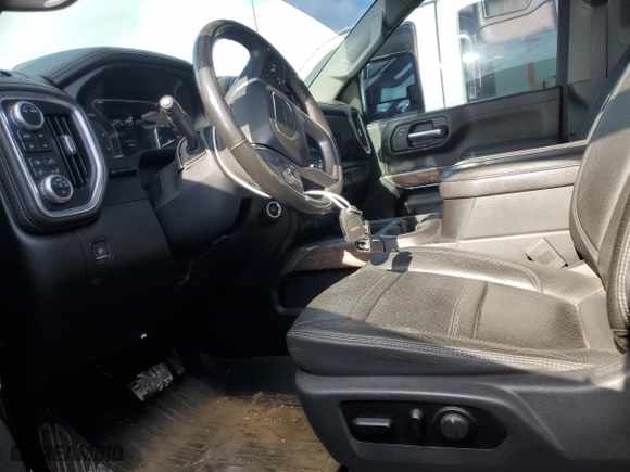 2020 GMC Sierra 3500HD Denali with VIN 1GT49WEY6LF219913, listed as a Copart auction lot 81090434 with 87,356 mi miles and Clean Title. Bid and sale history available at carsss.com. Image 7.