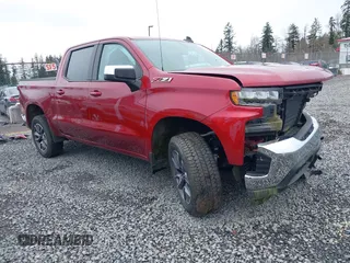 2021 Chevrolet Silverado 1500 LT with VIN 3GCUYDED9MG223006, listed as a IAAI auction lot 41846144 with 14,764 mi miles and . Bid and sale history available at DreamBid. Image 1.