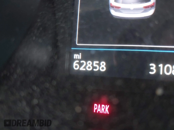 2018 Volkswagen Tiguan S with VIN 3VV1B7AX4JM043324, listed as a IAAI auction lot 42623550 with 62,858 mi miles and . Bid and sale history available at DreamBid. Image 15.