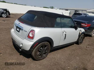 2014 MINI Convertible z VIN WMWZN3C55ET861050, wystawiony jako Copart lot #60014125 z przebiegiem 101 524 mil mil oraz Czysty tytuł • Clean title. Historia ofert i sprzedaży dostępna na DreamBid. Obrazek 3.