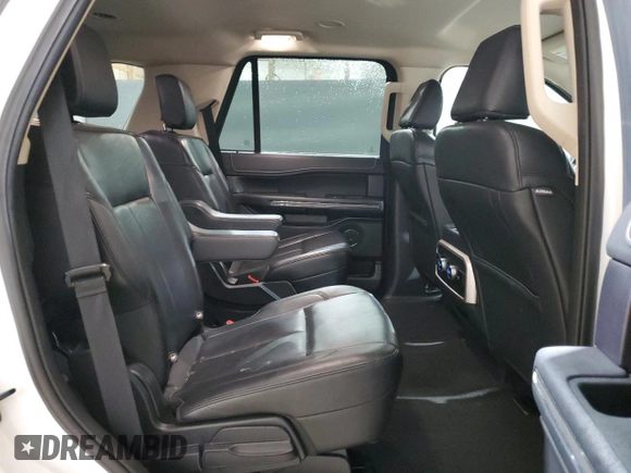 2024 Ford Expedition XLT with VIN 1FMJU1H84REA47391, listed as a Copart auction lot 43958465 with 25,182 mi miles and Clean Title. Bid and sale history available at carsss.com. Image 11.