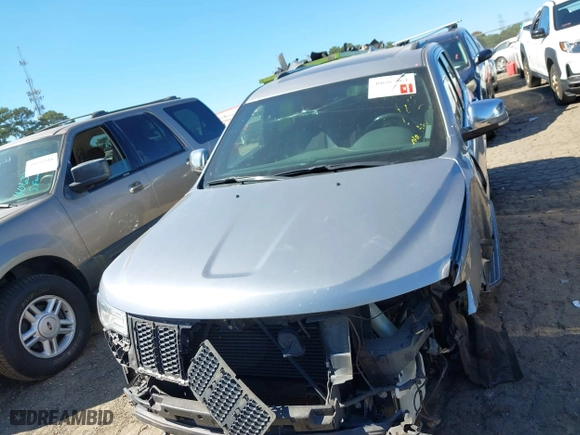 2014 Jeep Grand Cherokee Overland with VIN 1C4RJFCM4EC316142, listed as a IAAI auction lot 40607061 with 195,008 mi miles. Bid and sale history available at carsss.com. Image 11.