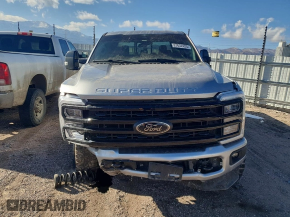 2023 Ford F-350 XL с VIN 1FT8W3BT5PEE10395, выставлен на аукционе Copart как лот 87632425 с пробегом 33 384 миль миль и Списание • Salvage title. История ставок и продаж доступна на DreamBid. Изображение 5.