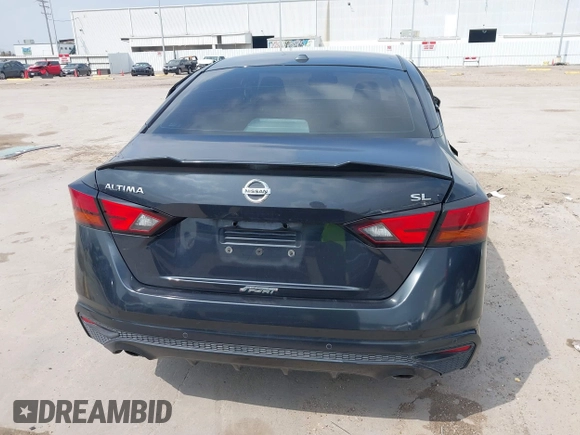 2020 Nissan Altima 2.5 SL with VIN 1N4BL4EV3LC160149, listed as a IAAI auction lot 41774085 with 106,605 mi miles. Bid and sale history available at carsss.com. Image 16.
