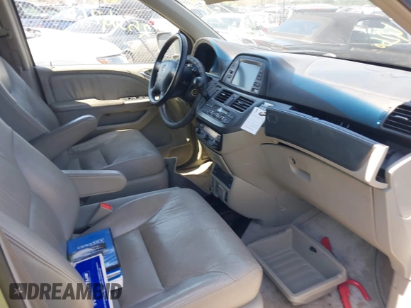 2006 Honda Odyssey EX-L z VIN 5FNRL38786B105476, wystawiony jako IAAI lot #42141512 z przebiegiem Nie podano mil oraz . Historia ofert i sprzedaży dostępna na DreamBid. Obrazek 5.