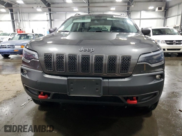 2019 Jeep Cherokee Trailhawk Elite with VIN 1C4PJMBNXKD182846, listed as a Copart auction lot 84090984 with 79,212 mi miles and Salvage title. Bid and sale history available at DreamBid. Image 5.