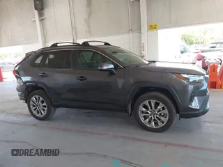 2024 Toyota RAV4 XLE Premium z VIN 2T3C1RFV0RC284225, wystawiony jako IAAI lot #42278949 z przebiegiem 15 765 mil mil oraz . Historia ofert i sprzedaży dostępna na DreamBid. Obrazek 14.