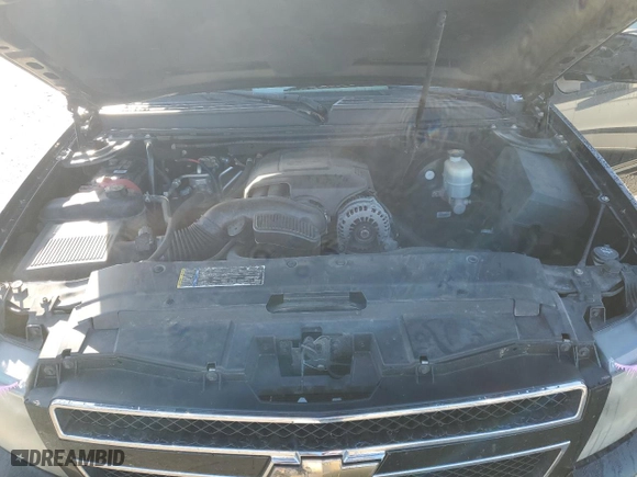 2009 Chevrolet Suburban LT w/2LT with VIN 1GNFC26069R297182, listed as a Copart auction lot 84915294 with 221,946 mi miles and Salvage Title. Bid and sale history available at carsss.com. Image 14.