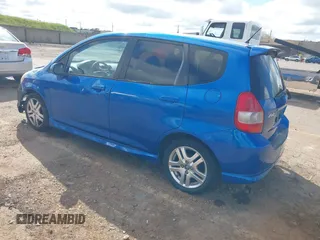 2008 Honda Fit Sport with VIN JHMGD38628S036848, listed as a IAAI auction lot 41949950 with 355,361 mi miles. Bid and sale history available at carsss.com. Image 3.
