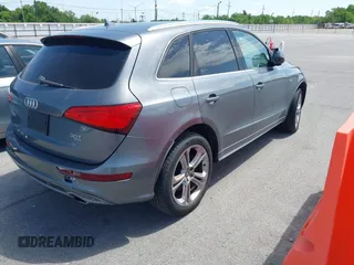 2013 Audi Q5 Premium Plus z VIN WA1DGAFP5DA097648, wystawiony jako IAAI lot #42291971 z przebiegiem 214 531 mil mil oraz . Historia ofert i sprzedaży dostępna na DreamBid. Obrazek 4.