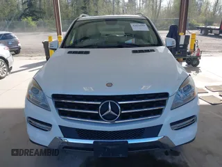 2012 Mercedes-Benz M ML 350 with VIN 4JGDA5HB1CA013738, listed as a IAAI auction lot 42024949 with 81,124 mi miles. Bid and sale history available at carsss.com. Image 13.