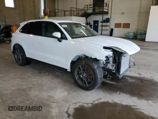 2024 Porsche Cayenne with VIN WP1AA2AY3RDA12553, listed as a Copart auction lot 60829645 with 4,975 mi miles and Salvage title. Bid and sale history available at DreamBid. Image 4.