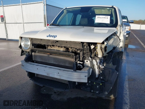 2018 Jeep Renegade Sport z VIN ZACCJBAB5JPJ51365, wystawiony jako IAAI lot #39137514 z przebiegiem 131 256 mil mil oraz . Historia ofert i sprzedaży dostępna na DreamBid. Obrazek 6.