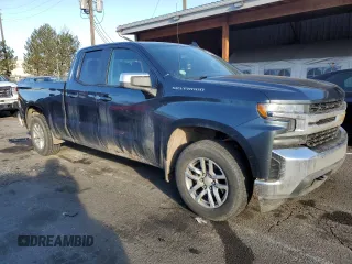 2020 Chevrolet Silverado 1500 LT with VIN 1GCRYDED4LZ264728, listed as a Copart auction lot 47539865 with 152,936 mi miles and Salvage Title. Bid and sale history available at carsss.com. Image 4.