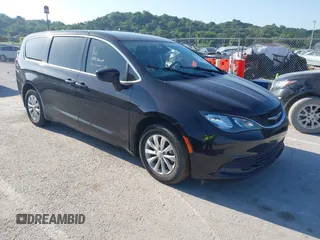 2017 Chrysler Pacifica Touring with VIN 2C4RC1DG7HR705522, listed as a IAAI auction lot 42571187 with 160,547 mi miles and . Bid and sale history available at DreamBid. Image 1.