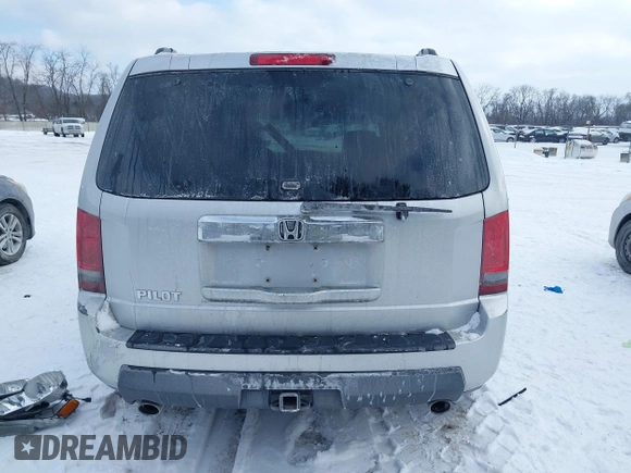 2011 Honda Pilot EX-L with VIN 5FNYF3H6XBB041672, listed as a IAAI auction lot 41337038 with 205,741 mi miles and . Bid and sale history available at DreamBid. Image 17.