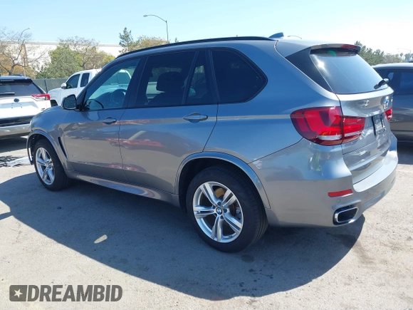 2015 BMW X5 xDrive50i z VIN 5UXKR6C59F0J76691, wystawiony jako IAAI lot #41857319 z przebiegiem 32 830 mil mil oraz . Historia ofert i sprzedaży dostępna na DreamBid. Obrazek 3.