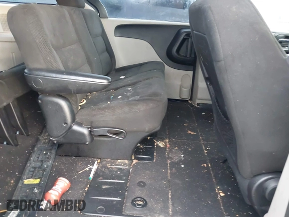 2016 Dodge Grand Caravan SE with VIN 2C4RDGBG6GR126233, listed as a IAAI auction lot 42108959 with 188,561 mi miles and . Bid and sale history available at DreamBid. Image 8.