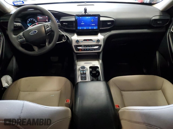 2022 Ford Explorer with VIN 1FMSK7BH8NGA18125, listed as a Copart auction lot 52242975 with 35,127 mi miles and Salvage title. Bid and sale history available at DreamBid. Image 8.