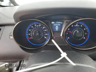 2016 Hyundai Genesis Coupe R-Spec with VIN KMHHU6KJ3GU132264, listed as a Copart auction lot 48354714 with 17,245 mi miles and Salvage title. Bid and sale history available at DreamBid. Image 9.